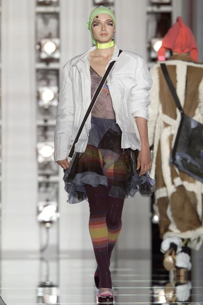 Look 11